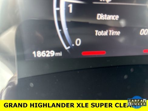 Used 2024 Toyota Grand Highlander XLE image 5