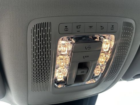 Certified 2026 Mercedes-Benz GLS 450 4MATIC image 33