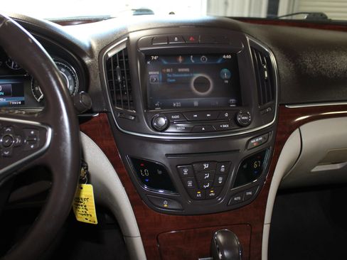 Used 2014 Buick Regal FWD image 13