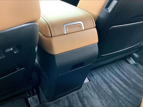 Used 2026 Hyundai Santa Fe Calligraphy AWD/4WD image 34