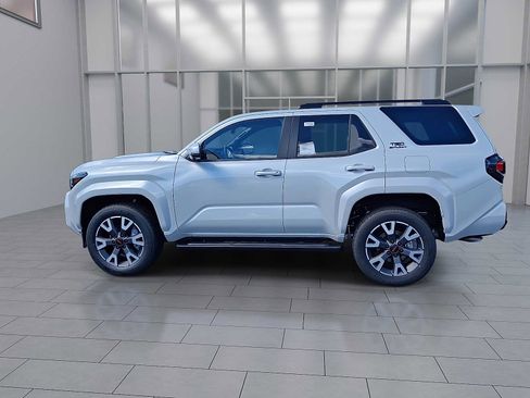 New 2026 Toyota 4Runner TRD Sport Premium image 2
