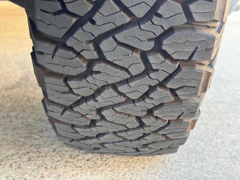 Used 2017 Ford F350 Lariat w/ FX4 Off-Road Package image 27