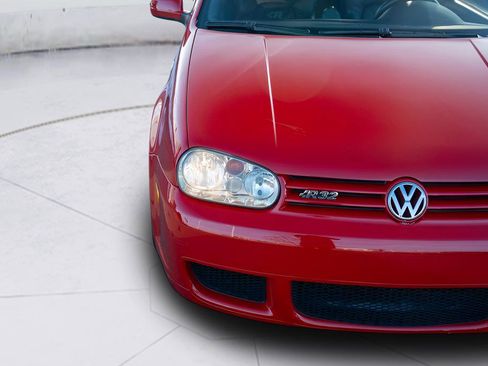 Used 2004 Volkswagen R32 image 14