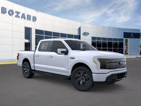 New 2025 Ford F150 Lightning Lariat image 9