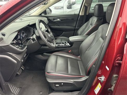 Used 2022 Buick Envision Essence w/ Technology Package I image 7