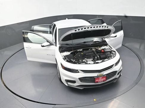 Used 2016 Chevrolet Malibu LT FWD image 40