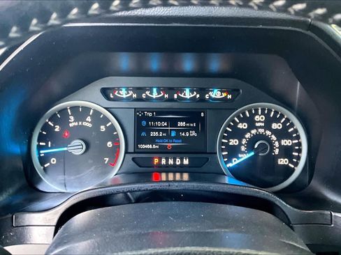 Used 2017 Ford F150 XLT w/ Equipment Group 302A Luxury image 25