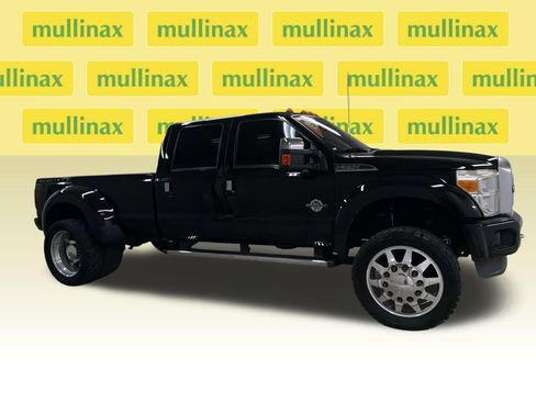 Used 2016 Ford F350 Platinum AWD/4WD image 3