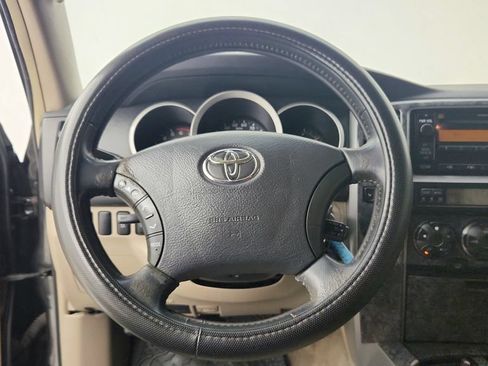 Used 2008 Toyota 4Runner SR5 RWD image 18