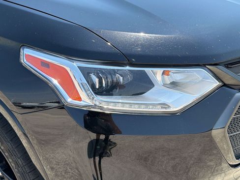 Certified 2020 Chevrolet Traverse Premier w/ Redline Edition FWD image 12