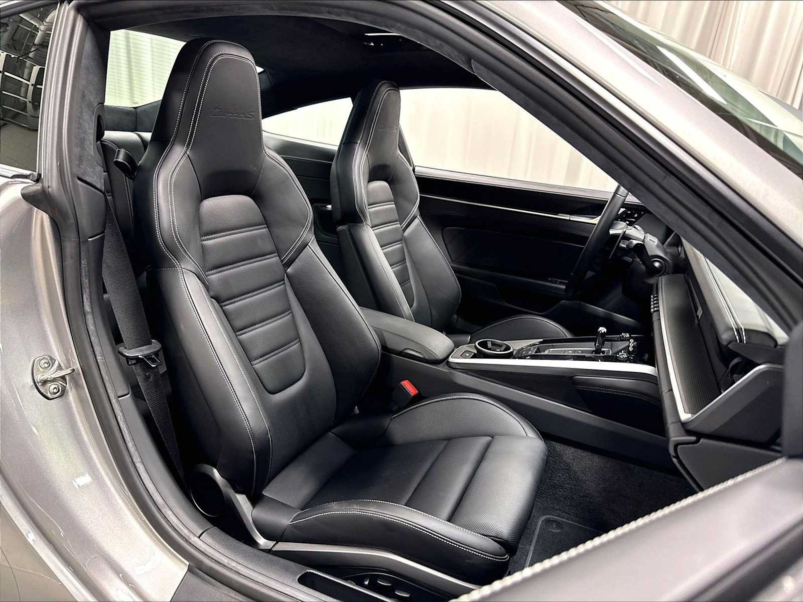 Used 2021 Porsche 911 Turbo S AWD/4WD image 28