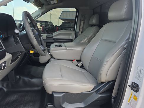 Used 2019 Ford F150 XL w/ Equipment Group 101A Mid RWD image 10