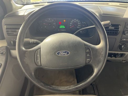 Used 2006 Ford F250 XLT image 17