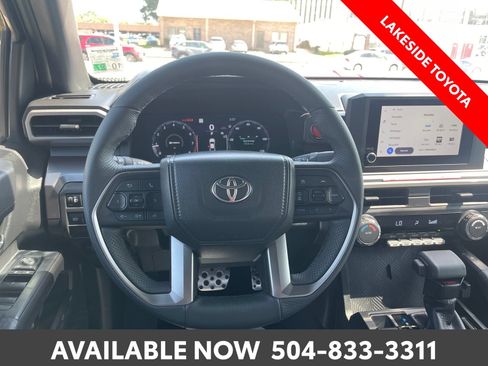 Used 2025 Toyota Tacoma TRD Sport AWD/4WD image 22