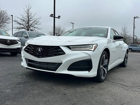 Certified 2025 Acura TLX w/ Technology Package image 5