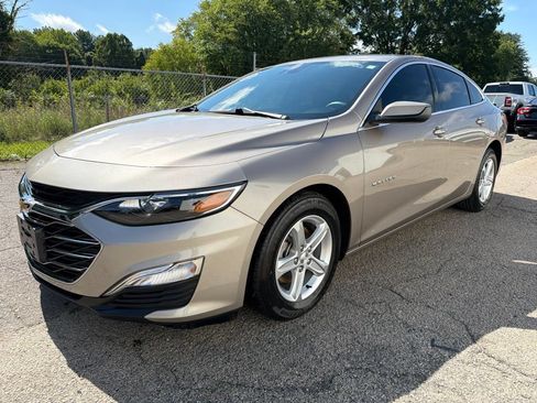 Used 2025 Chevrolet Malibu LS FWD image 6