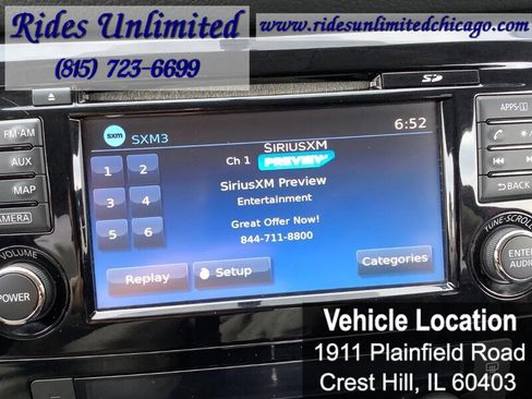 Used 2017 Nissan Rogue SV w/ SV Premium Package image 19