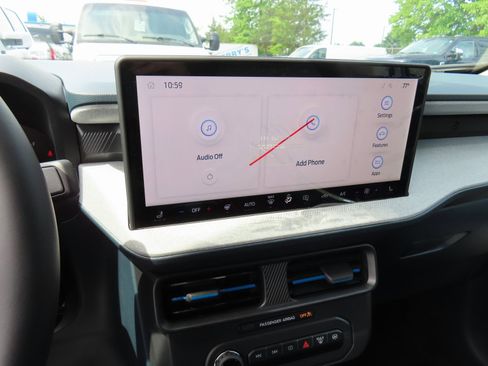 New 2025 Ford Maverick XLT w/ XLT Luxury Package image 10