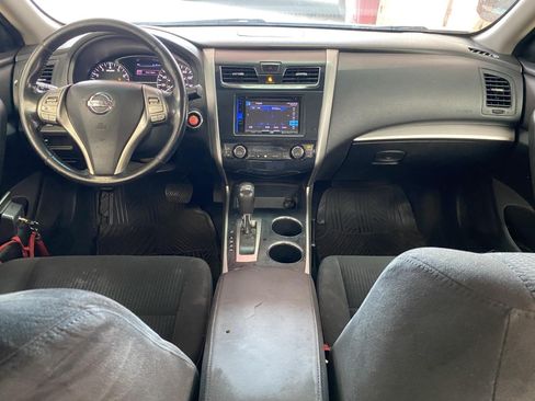 Used 2015 Nissan Altima 2.5 SV FWD image 13