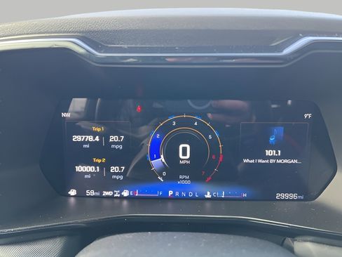 Used 2024 Chevrolet Colorado Z71 w/ Z71 Convenience Package 2 image 24