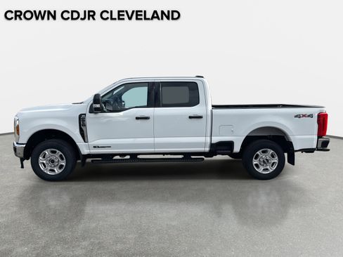 Used 2025 Ford F250 XLT image 7