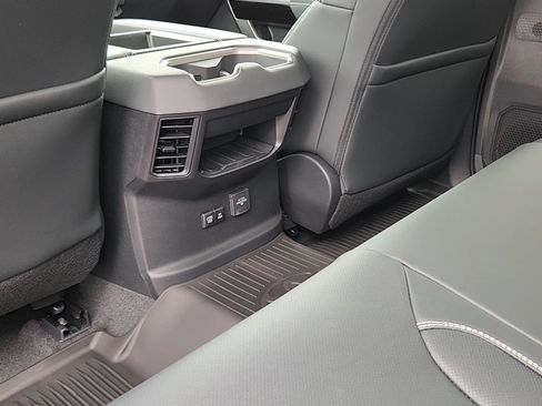 New 2026 Toyota Tundra Limited AWD/4WD image 17