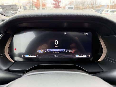 New 2025 Jeep Grand Cherokee Altitude AWD/4WD image 24