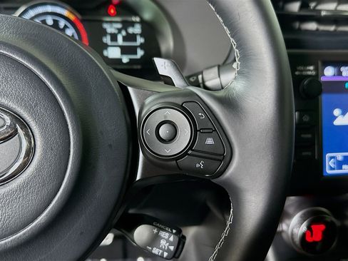 Used 2025 Toyota GR86 Premium RWD image 17