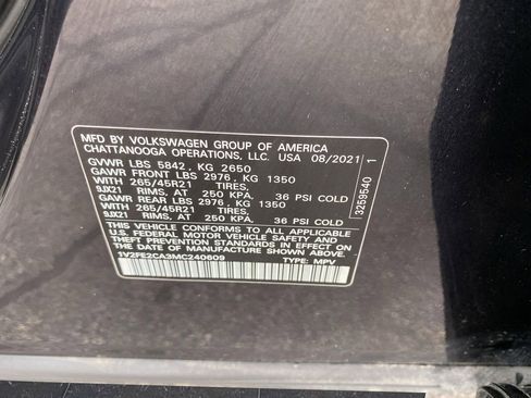 Used 2021 Volkswagen Atlas Cross Sport SEL Premium image 44