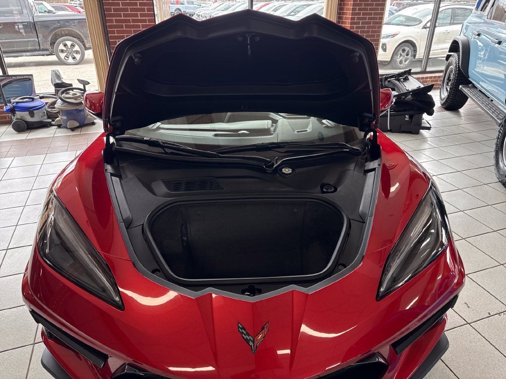 Used 2026 Chevrolet Corvette Stingray Coupe w/ Z51 Performance Package RWD image 10