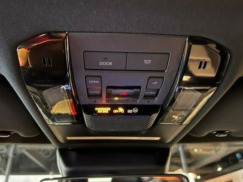 Used 2024 Lexus GX 550 w/ Accessory Package (31) image 22