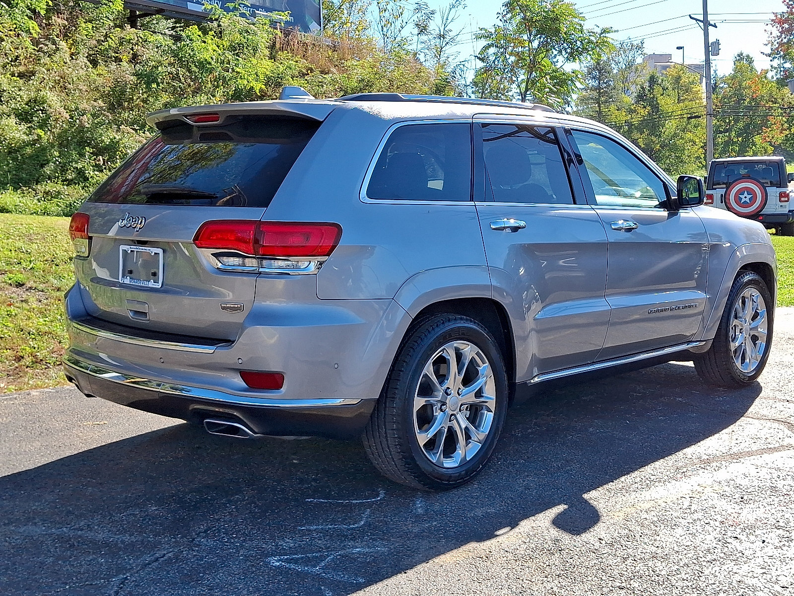 Certified 2021 Jeep Grand Cherokee Summit AWD/4WD image 4
