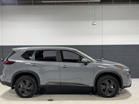 New 2026 Nissan Rogue SV w/ Cold Weather Package AWD/4WD image 12