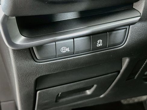 Used 2025 MAZDA MAZDA3 s Sport FWD image 17