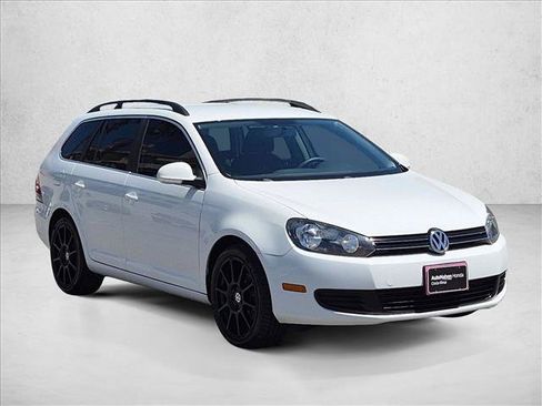 Used 2013 Volkswagen Jetta SE FWD image 3