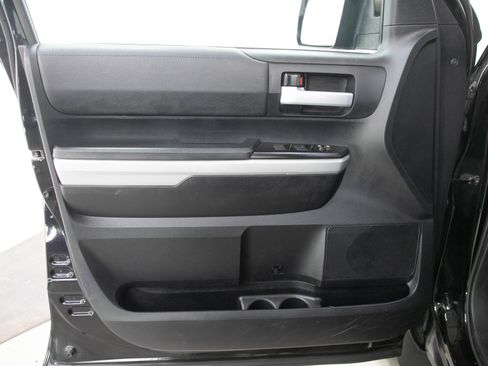 Used 2020 Toyota Tundra SR5 AWD/4WD image 21