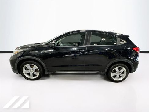 Used 2016 Honda HR-V LX image 8