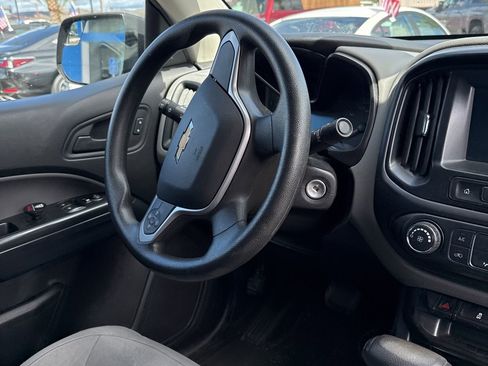 Used 2018 Chevrolet Colorado W/T w/ WT Convenience Package image 10