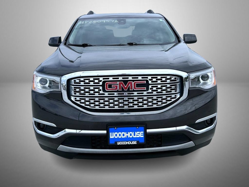 Used 2019 GMC Acadia Denali w/ Technology Package AWD/4WD image 2