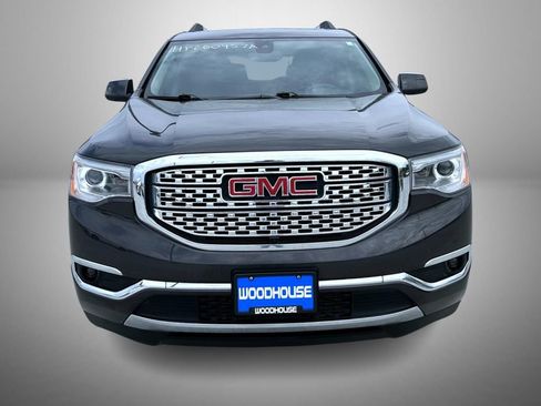 Used 2019 GMC Acadia Denali w/ Technology Package AWD/4WD image 2
