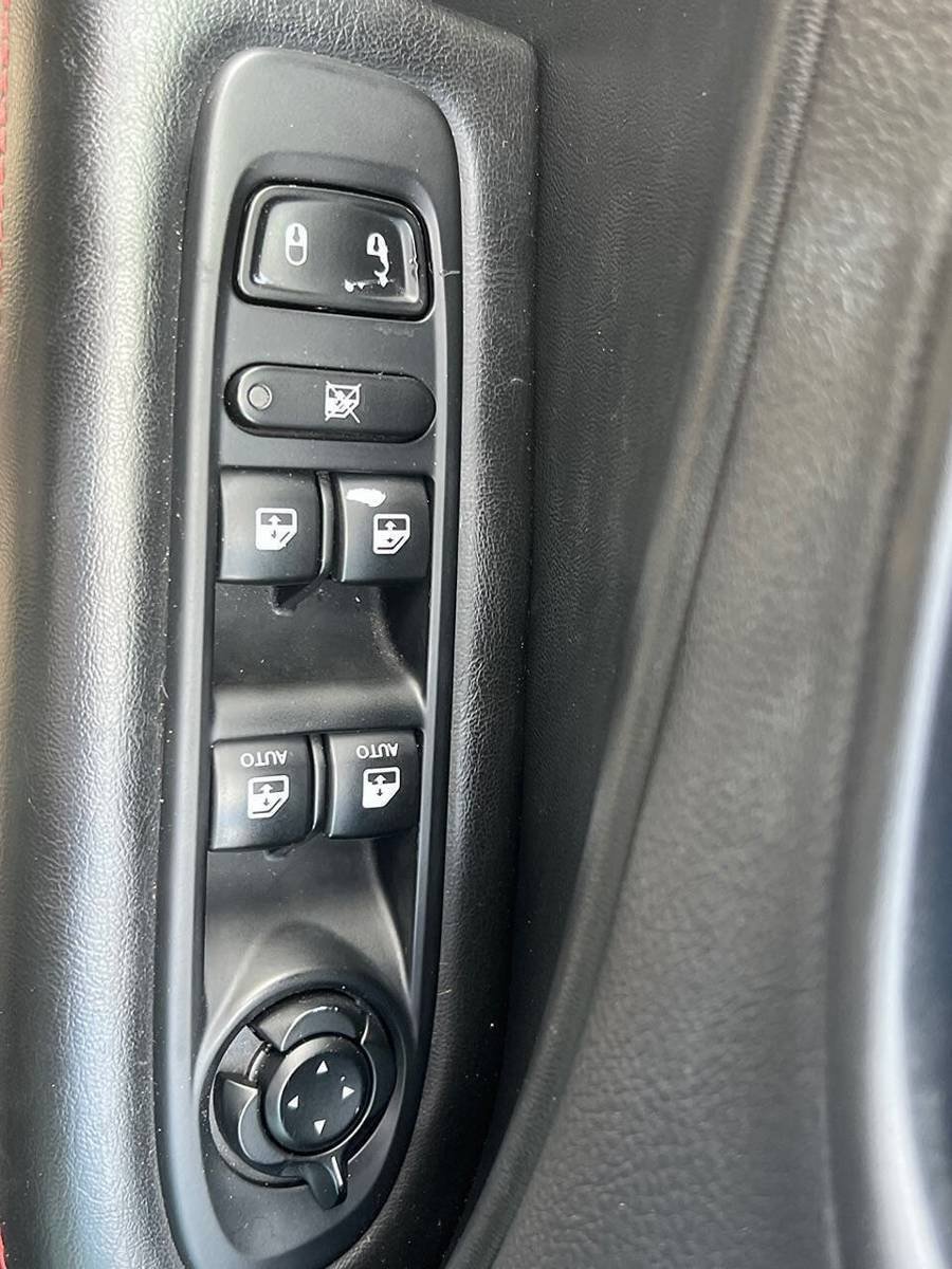 Used 2018 Jeep Compass Trailhawk w/ Leather Interior Group AWD/4WD image 15