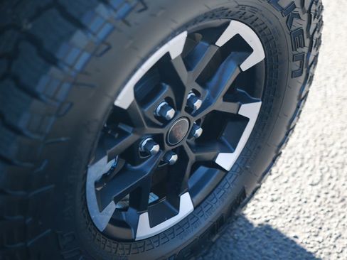 New 2026 Jeep Gladiator Rubicon image 9