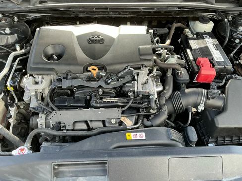 Used 2019 Toyota Camry SE image 22