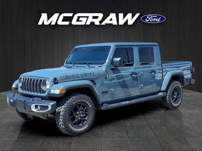 Used 2025 Jeep Gladiator Sport