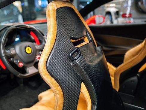 Used 2020 Ferrari 488 Pista Coupe image 15