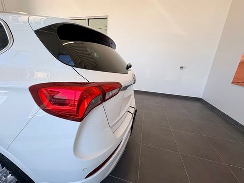 Used 2019 Buick Envision Premium AWD/4WD image 4