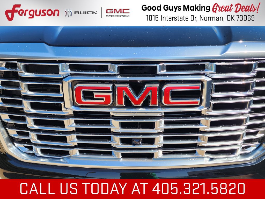 New 2027 GMC Yukon Denali w/ Denali Reserve Package AWD/4WD image 9