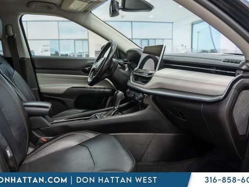 Used 2022 Jeep Compass Limited AWD/4WD image 22