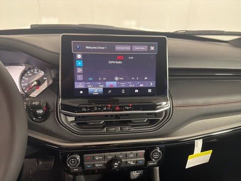 New 2026 Jeep Compass Trailhawk AWD/4WD image 17