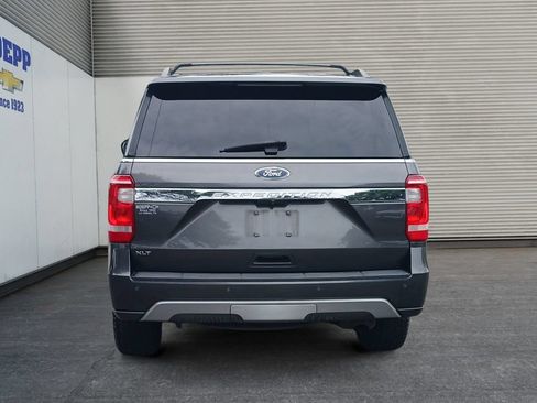 Used 2021 Ford Expedition XLT RWD image 4